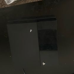 PS4 Comes With Controller HDMI And Power cords 