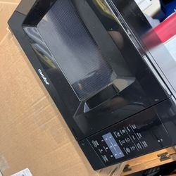 Comfee EM720CPL-PMB Countertop Microwave Oven with Sound On/Off, ECO Mode and Easy One-Touch Buttons, 0.7 Cu Ft, Black