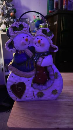 A FREE tin Christmas decoration