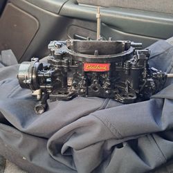 Marine Carburetor Edelbrock 600