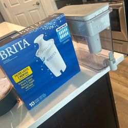 Brita Dispenser And 10 Filters