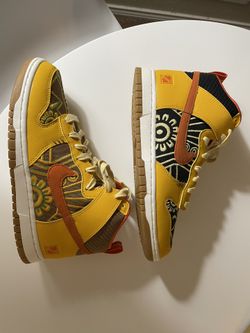 Nike Dunk High PRM Somos Familia Sz 8.5