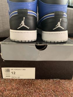 Air Jordan’s mid 1