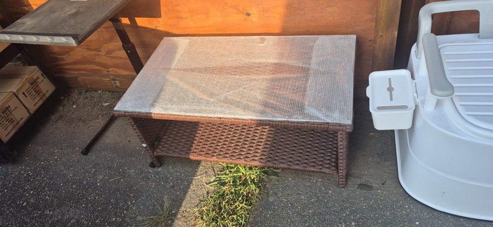 Wicker Table With Glass Top