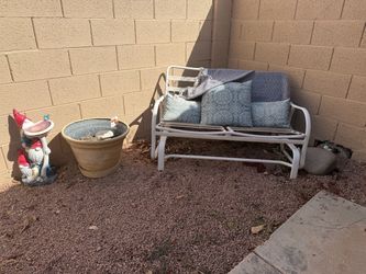 Free outdoor furniture