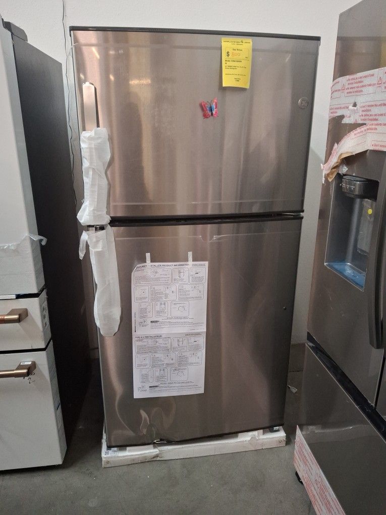 GE Top Freezer Refrigerator 21 Cu.ft Energy Star