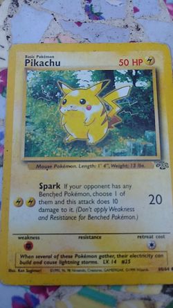 Pokemon Pikachu 5 different cards