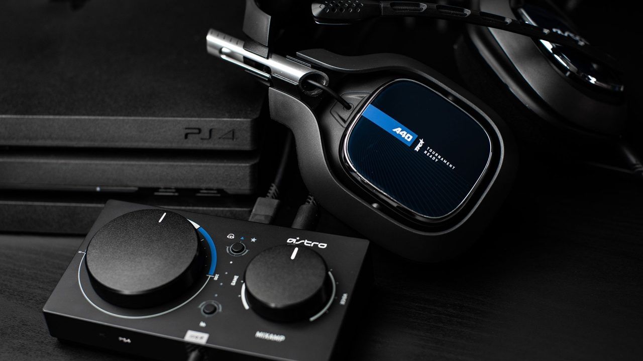 Astro Gaming - A40 TR Wired Stereo Gaming Headset for PS4, PC with MixAmp Pro TR