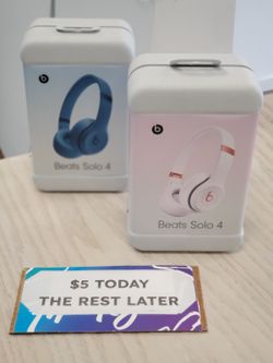 Beats solo 4 headphones brand new - Take it home today with the biggest deal in town