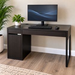 Black-Brown Desk 