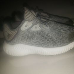 Adidas  Size 8 Kids Toddlers