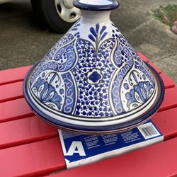 Williams Sonoma Bachmara Tunisia Covered Dish