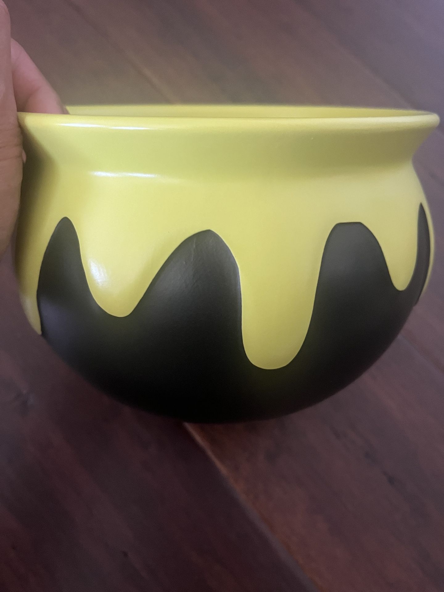 Ceramic Cauldron Bowl