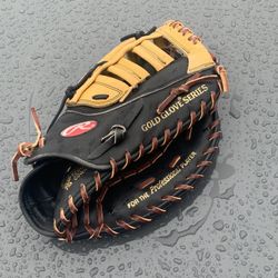 Rawlings Baseball Glove 