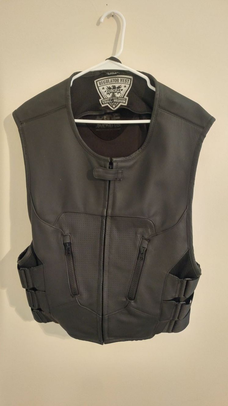 Icon motorcycle vest. Back armor