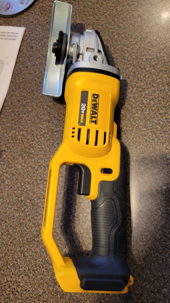 Dewalt DCG412 grinder Like New 20V