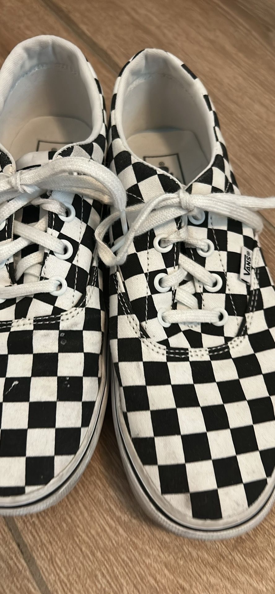 Women’s vans sneakers size 9.5