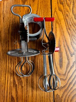 Vintage hand beaters