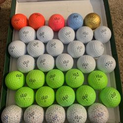 40 Golf Balls Vice In Good Condition.