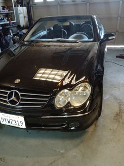 2004 Mercedes-Benz CLK-Class