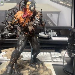 Venom And Carnage Marvel Statues