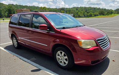 2010 Chrysler town and country