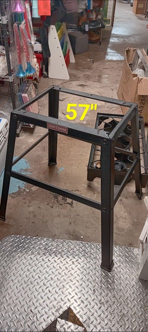 Craftsman Stand 