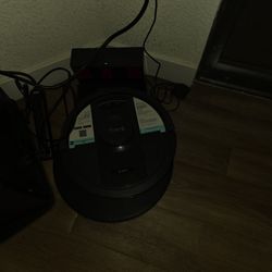 Shark Matrix 2-in-1 Robot Vacuum – Pet Friendly + Mopping