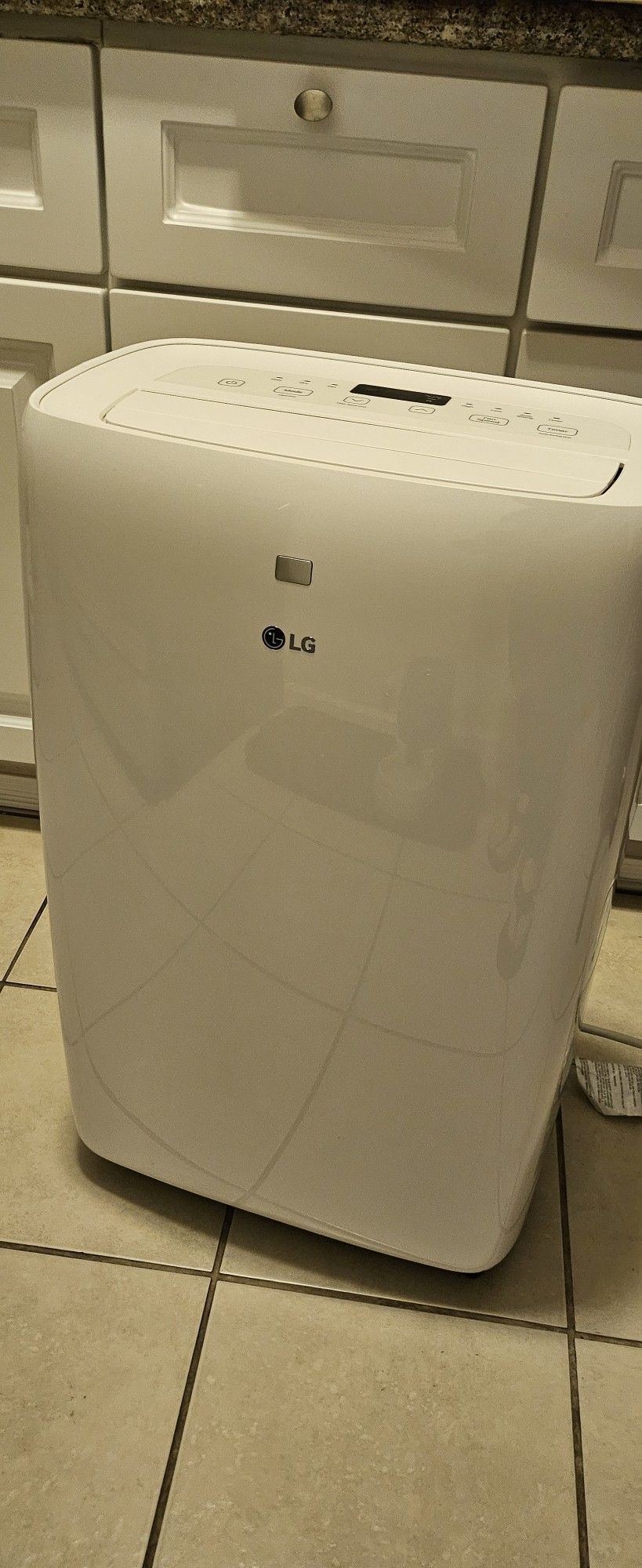 LG Air Conditioner Great condition