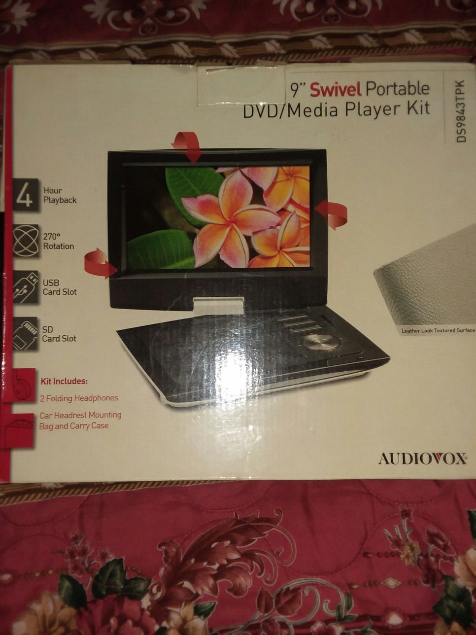 9 " swivel portable DVD/ media player kit