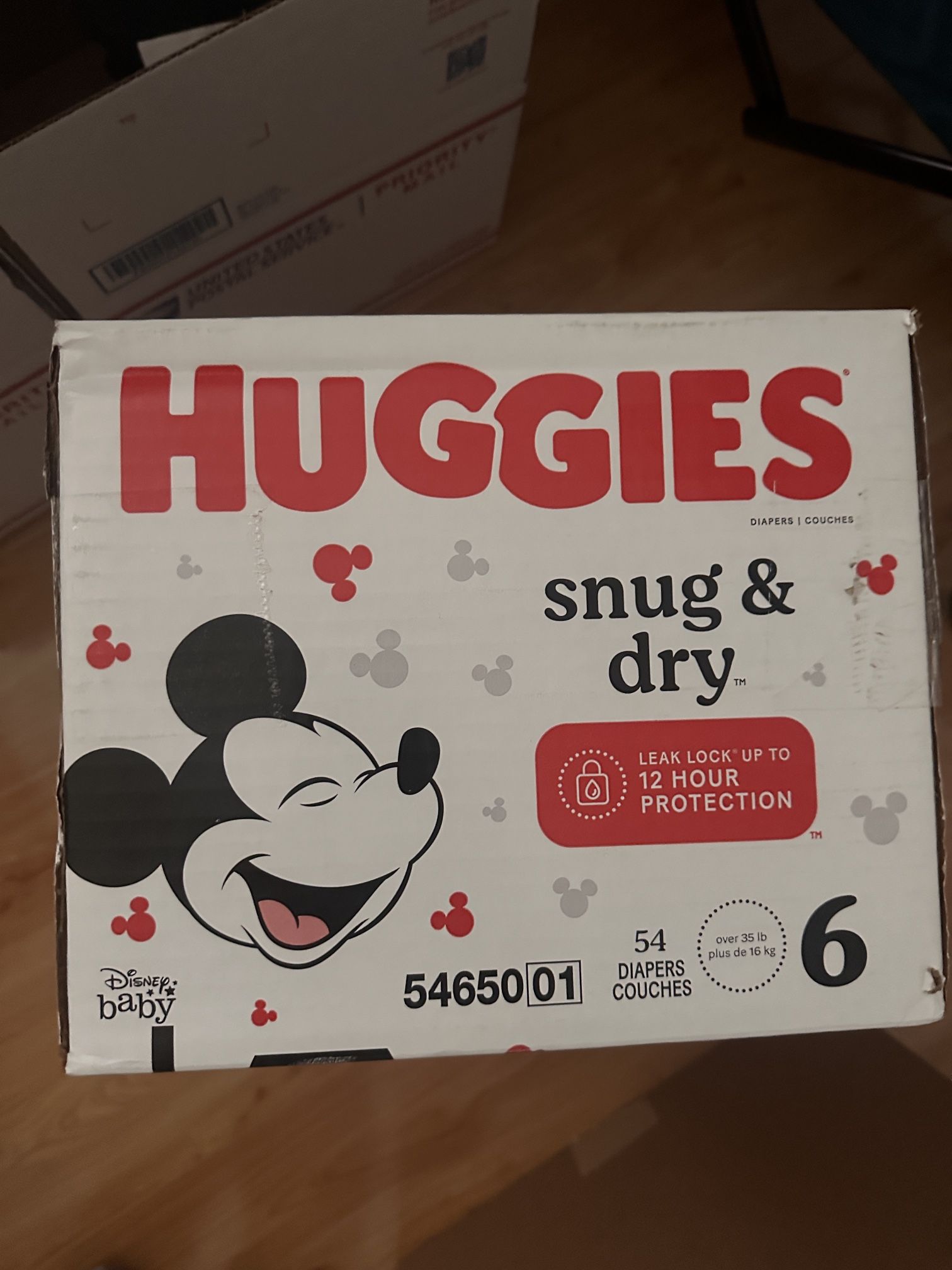 (newly sealed) Huggies Snug & Dry Size 6 54 Counts