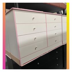 8 drawers dresser / Eight drawers dresser
