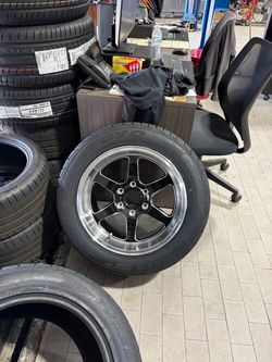Staggered 20/18 Chevy Silverado Wheels & Tires – 6 Lug