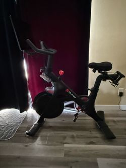 Peloton Bike