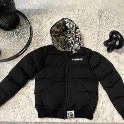 [Authenticated] 
"Bape Shark Jacket in Black
Puffer size S"