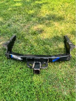 Tow hitch assemby frame