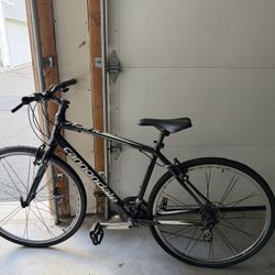 Cannondale Quick Hybrid Bicycle (Black/Silver) - Excellent Condition