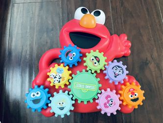 Toy Elmo With Gears