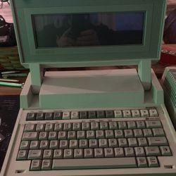HP-110 Worlds First Laptop In 1984