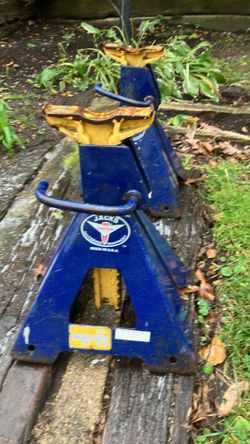 Set Of 5 Ton Lincoln Automotive Jacks 