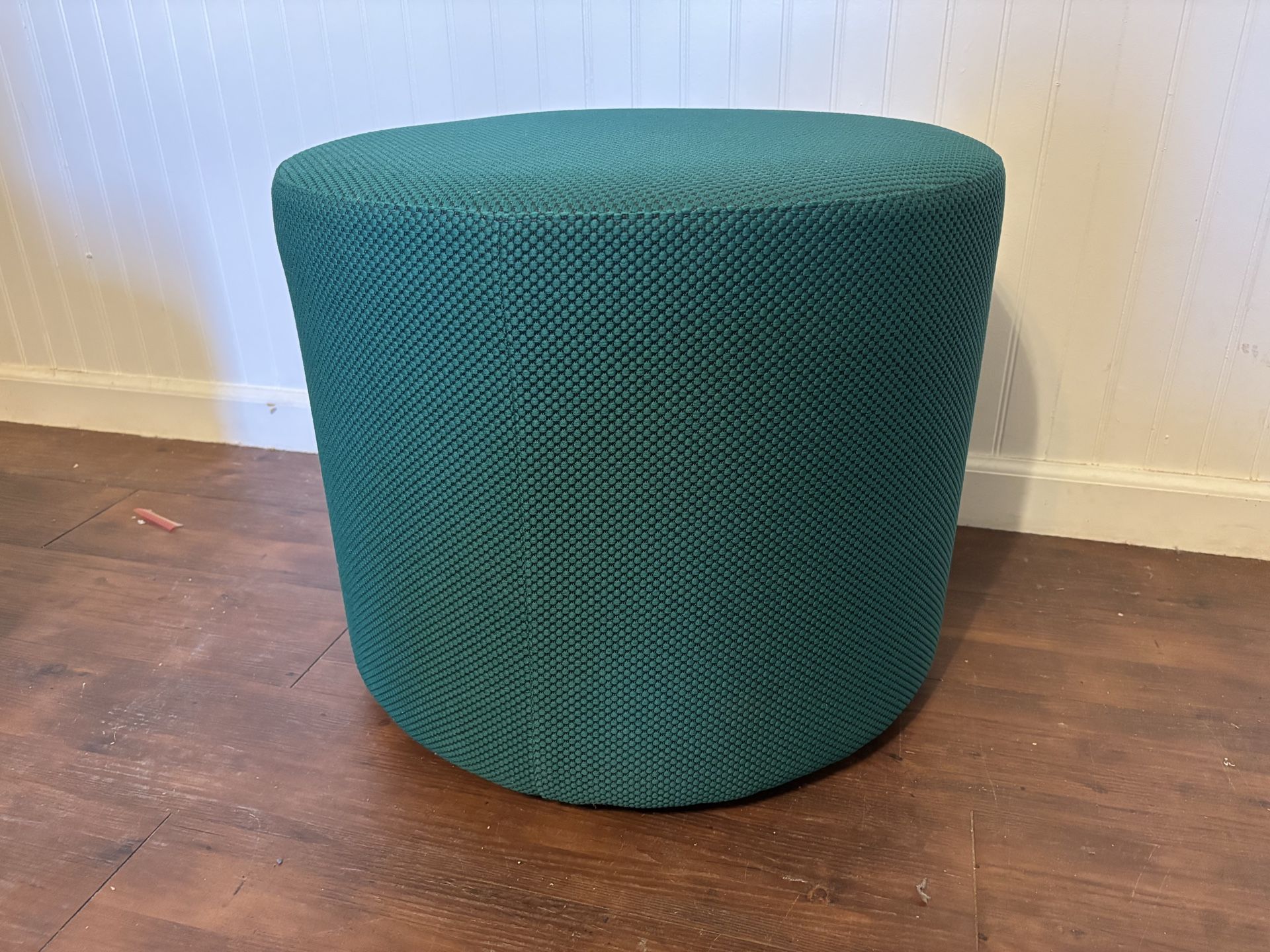 Modern Round Ottoman – Emerald Green Fabric