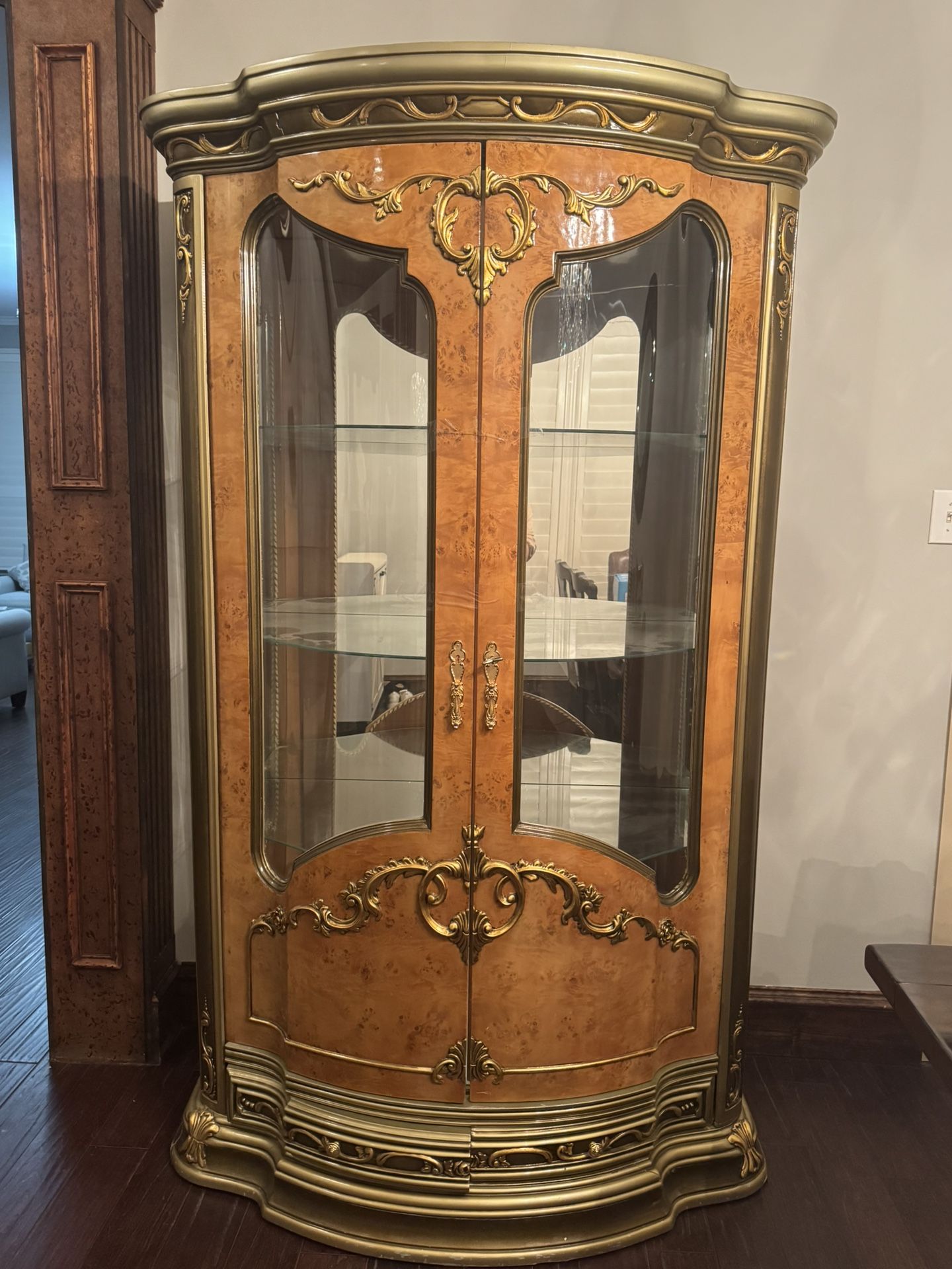 Louis XV Revival vitrine display cabinet