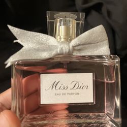Miss Dior Perfume
