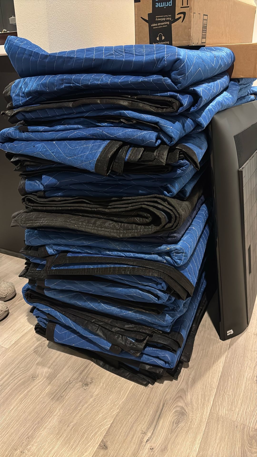 Moving Packing Blankets 80 x 72 Inches In