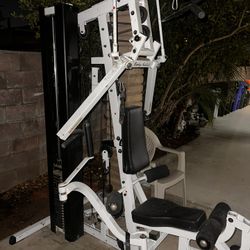 Body Solid Home Gym