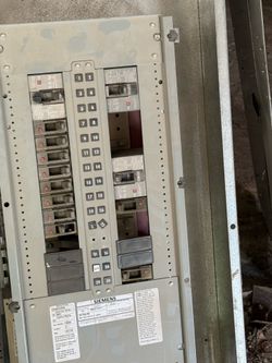 400 amp panel 250 and panel breakers