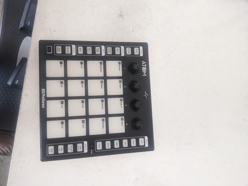 Presonus atom controller/ beat Maker