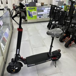 iScooter iX3 Electric Scooter 25MPH! Finance For $50 Down Payment!! 