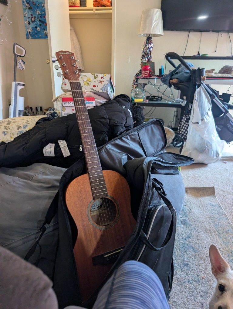 Acoustic Guitar Sunlite GWT-940 with carrying case