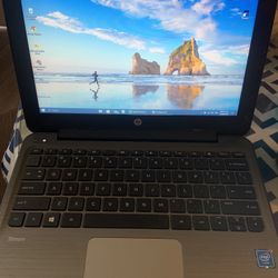 Laptop HP Stream 11 pro v4 